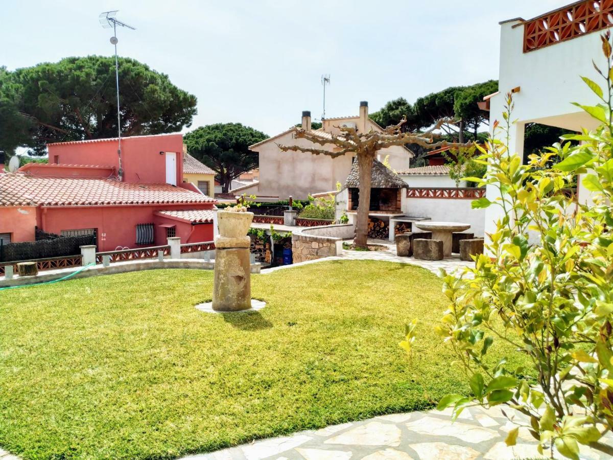Vacay Apartamento Montgo, Agradable Jardin! En Costa Brava L'Escala! Esterno foto