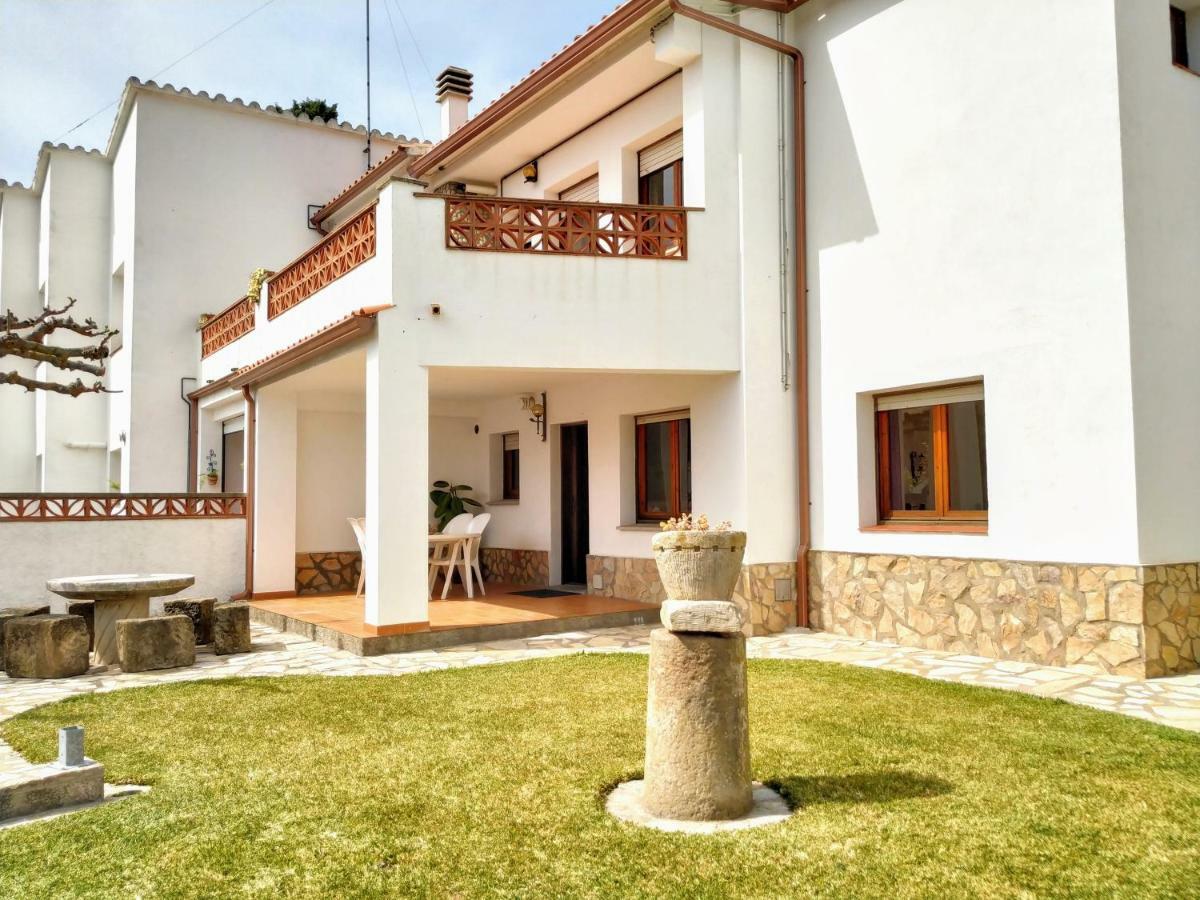 Vacay Apartamento Montgo, Agradable Jardin! En Costa Brava L'Escala! Esterno foto