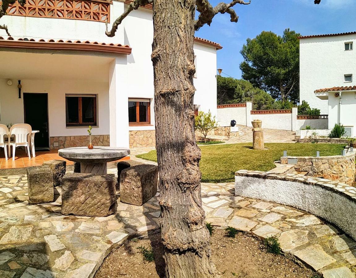 Vacay Apartamento Montgo, Agradable Jardin! En Costa Brava L'Escala! Esterno foto